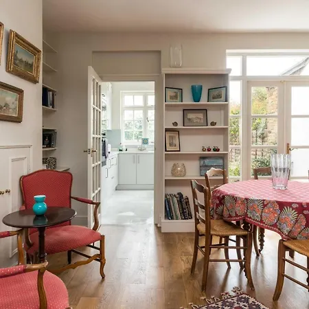 Charming 2Bd Garden House - Hammersmith Лондон Экстерьер фото