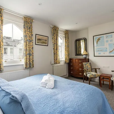 Charming 2Bd Garden House - Hammersmith Лондон Экстерьер фото