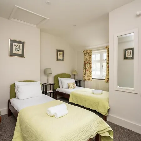 Charming 2Bd Garden House - Hammersmith Лондон Экстерьер фото